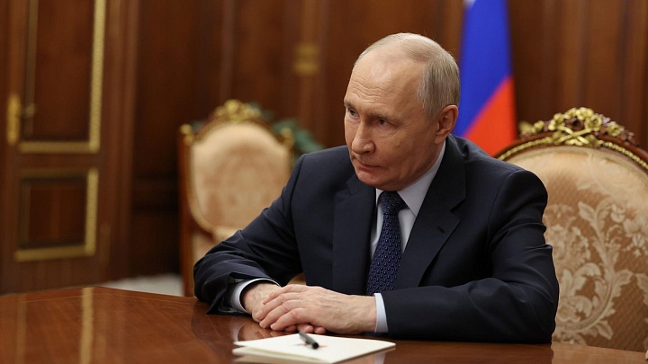Путин отметил успехи в деятельности банка ВТБ